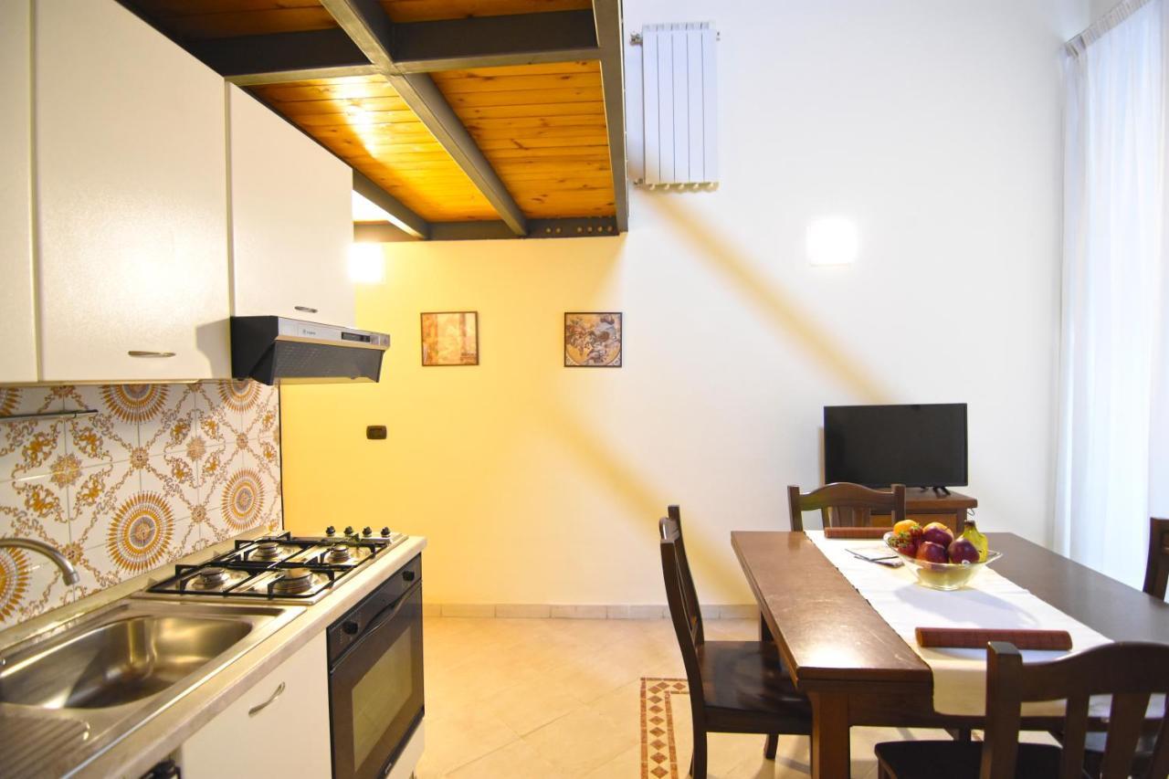 Case Cosi Apartments - Napoli Екстер'єр фото