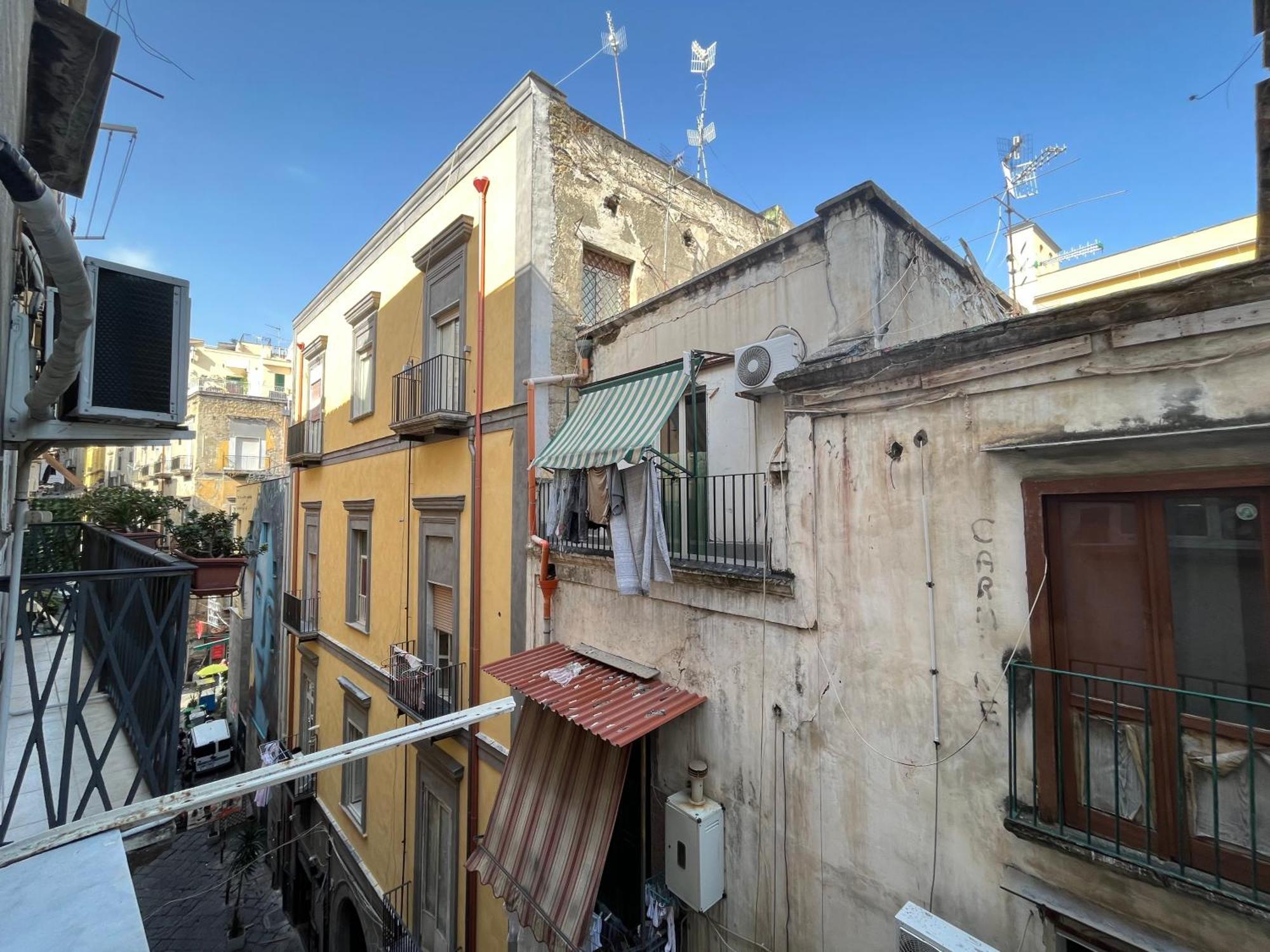 Case Cosi Apartments - Napoli Екстер'єр фото